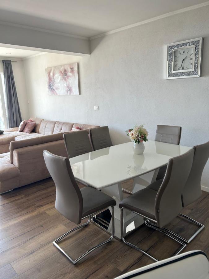 טוצפי Apartmani Tomas מראה חיצוני תמונה